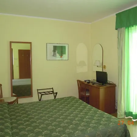 Mediterraneo Hotel Pantelária