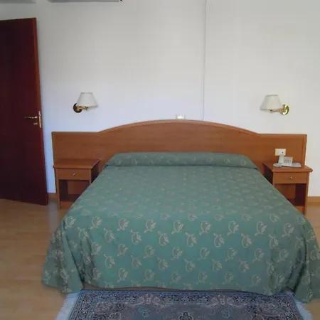 Mediterraneo Hotel 3*