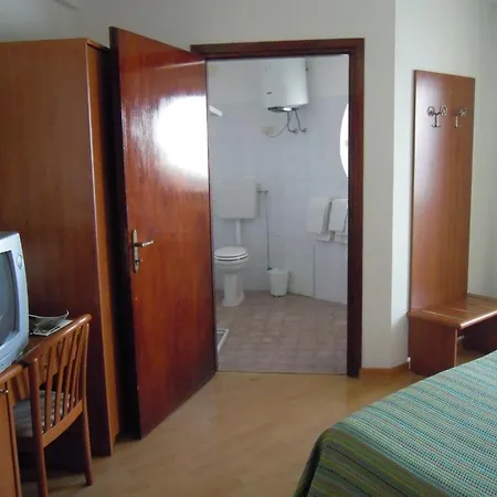Mediterraneo Hotel